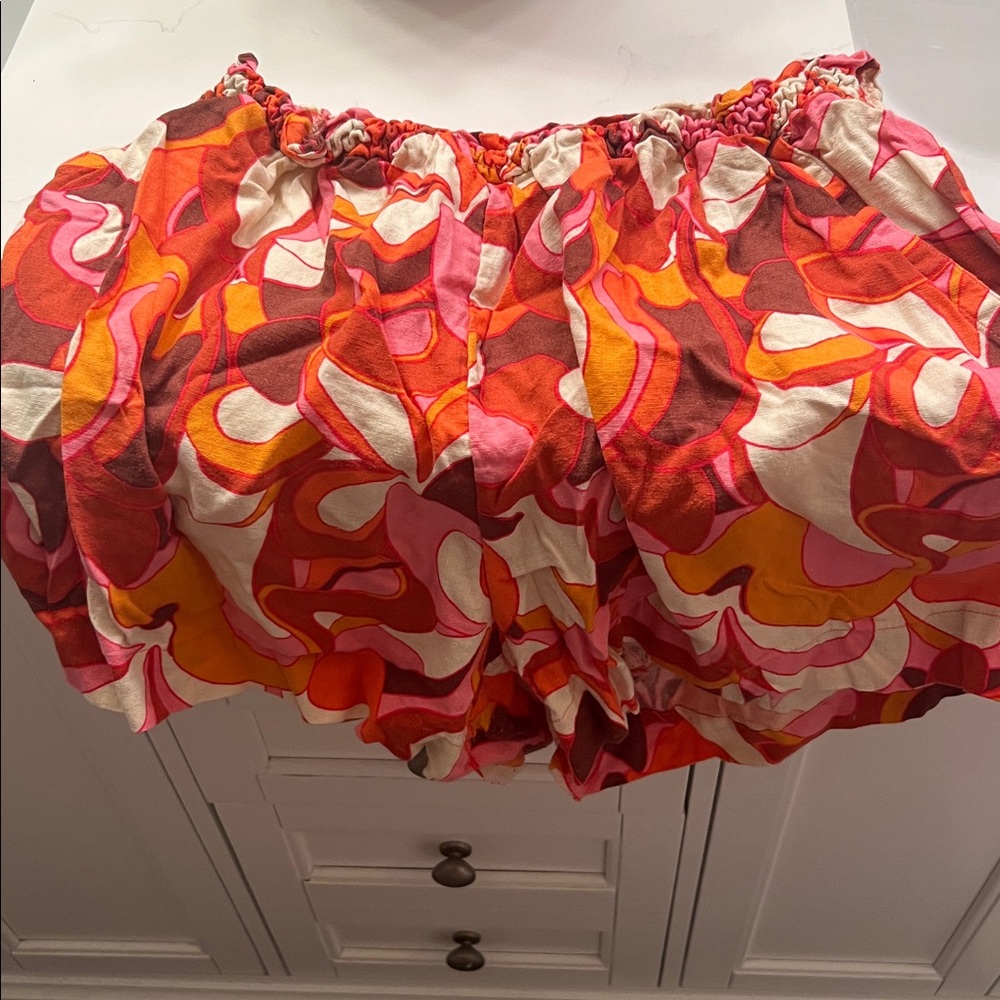 Vibrant Multicolor Patterned Fabric - image 4